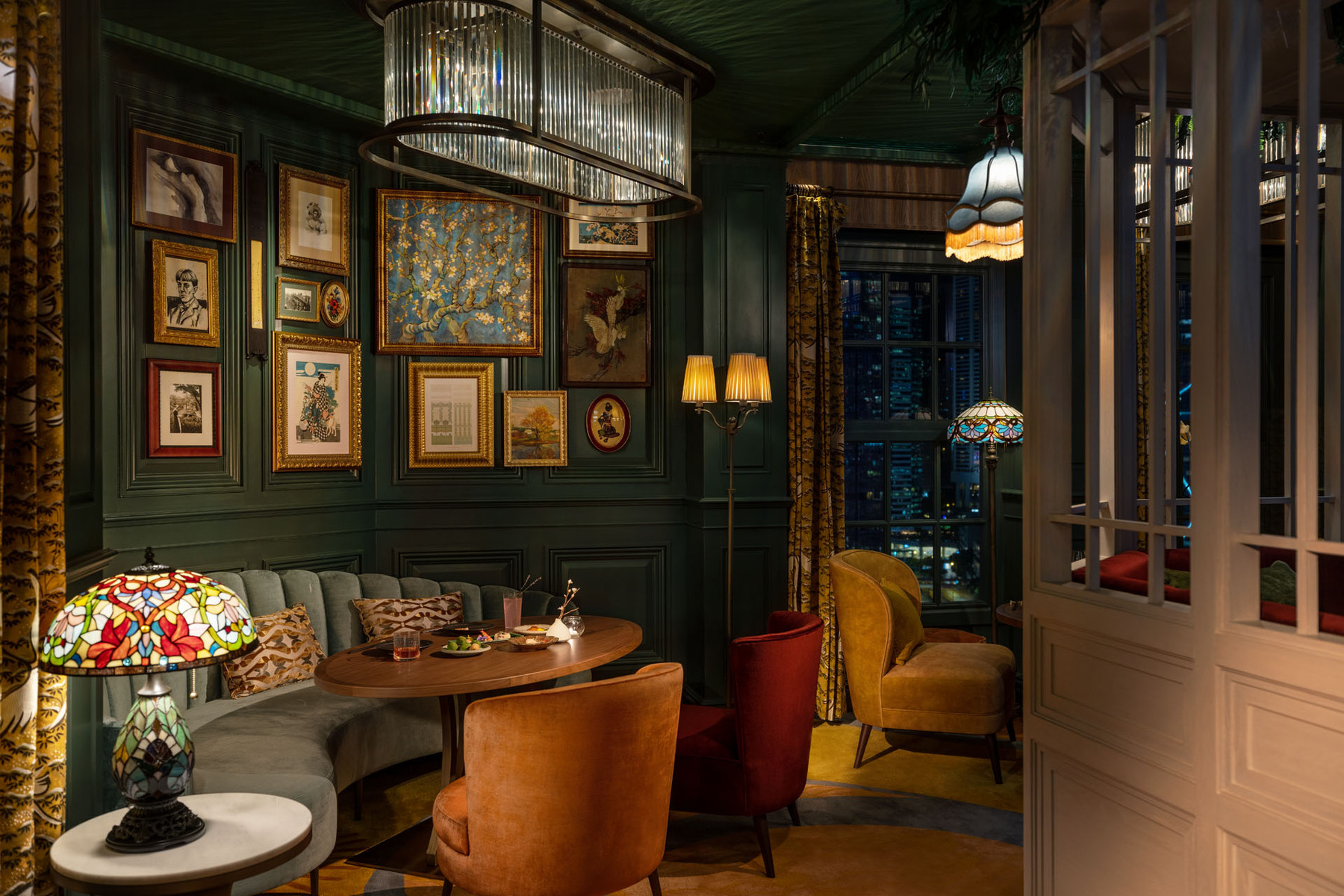 MANDARIN ORIENTAL HONG KONG